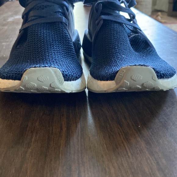 Adidas women's Die Weltmarke Mit den 3 streifen size 8.5 in navy and white. - Picture 6 of 7